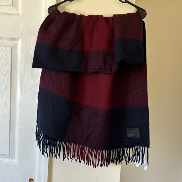 Coach oversized plaid wool scarf - Picture 7 of 8